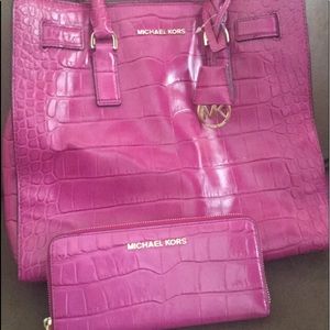 Michael Kors Pocketbook and wallet